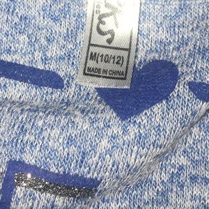 3/4 length graphic tee, with lace in the back